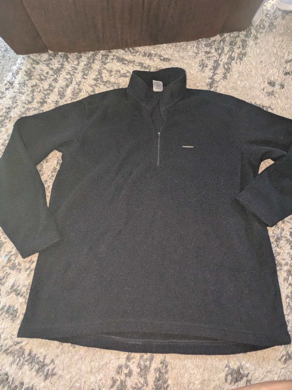 Patagonia Black Half-Zip Fleece Pullover